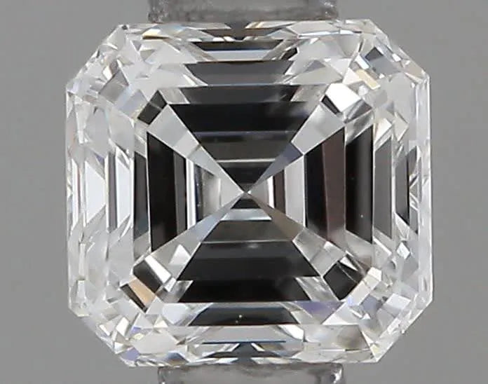 0.41 Carats EMERALD Diamond
