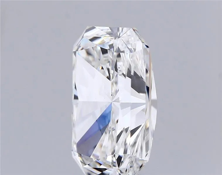 3.51 Carats RADIANT Diamond