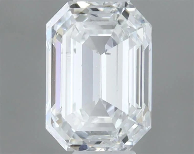0.4 Carats EMERALD Diamond