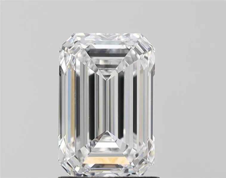 2.44 Carats EMERALD Diamond