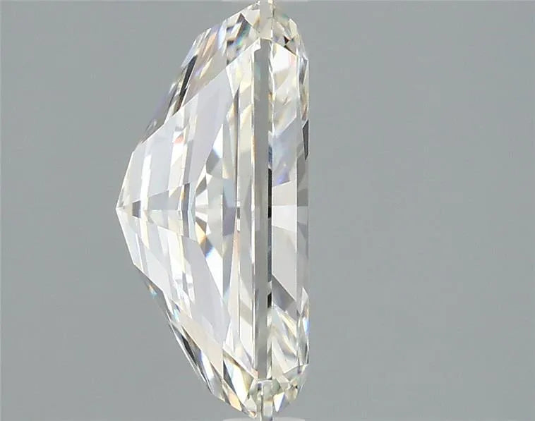 3.10ct Radiant Lab Grown Diamond (Colour H, Clarity VVS2, IGI Certified)