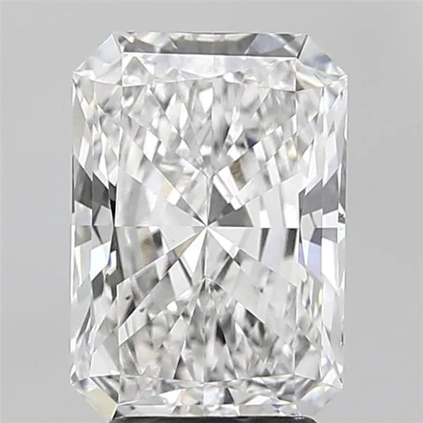 3.02ct Radiant Lab Grown Diamond (Colour E, Clarity VVS2, IGI Certified)