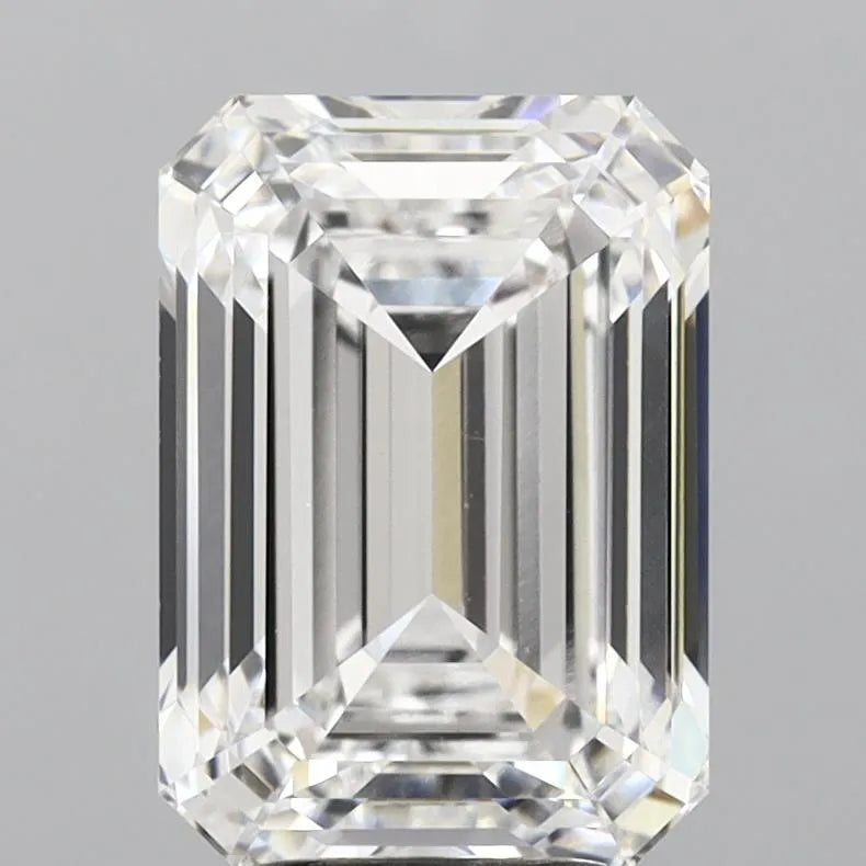 4.85ct Emerald Lab Grown Diamond (Colour E, Clarity VS1, IGI Certified)