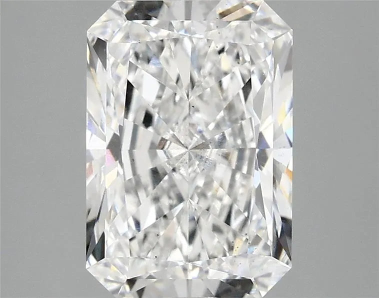 3.00ct Radiant Lab Grown Diamond (Colour E, Clarity VS2, IGI Certified)