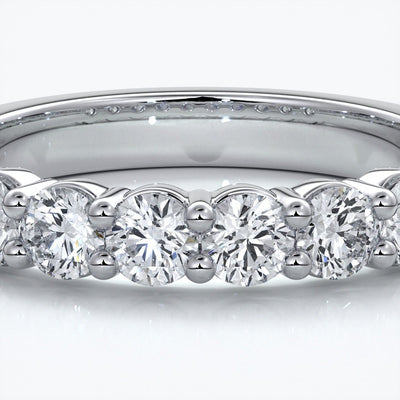 Cassandra Wedding ring scalloped diamond band 2 claws 3mm platinum