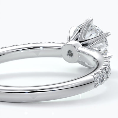 Classic six claw diamond band 1.0ct