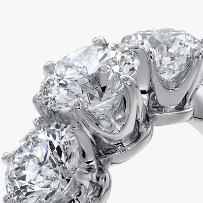 Six claw trilogy 2.0ct Centre