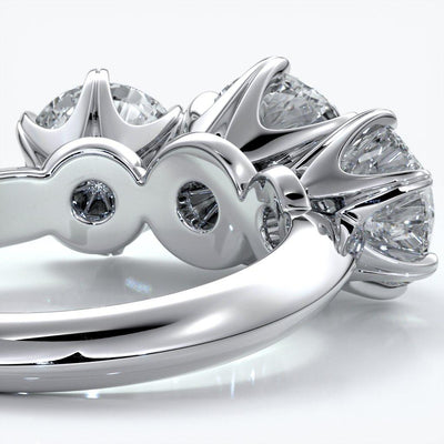 Six claw trilogy 2.0ct Centre