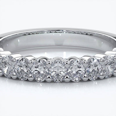 Oval diamond wedding band 3mm