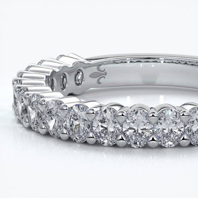 Oval diamond wedding band 3mm