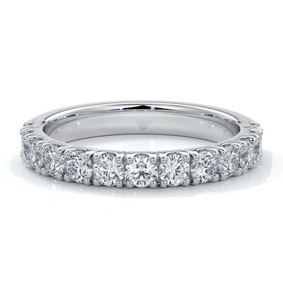 Women's wedding band with 2.5mm round scallop cut diamonds in a scalloped setting