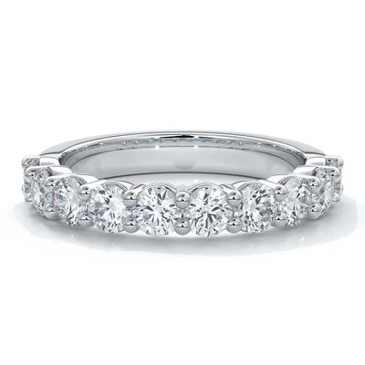 Women's wedding band with 3mm round scallop cut diamonds in a scalloped setting