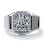 White gold men’s wedding ring with crest design